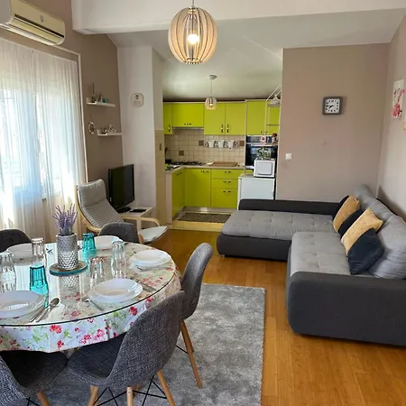 Appartement Rea *** *