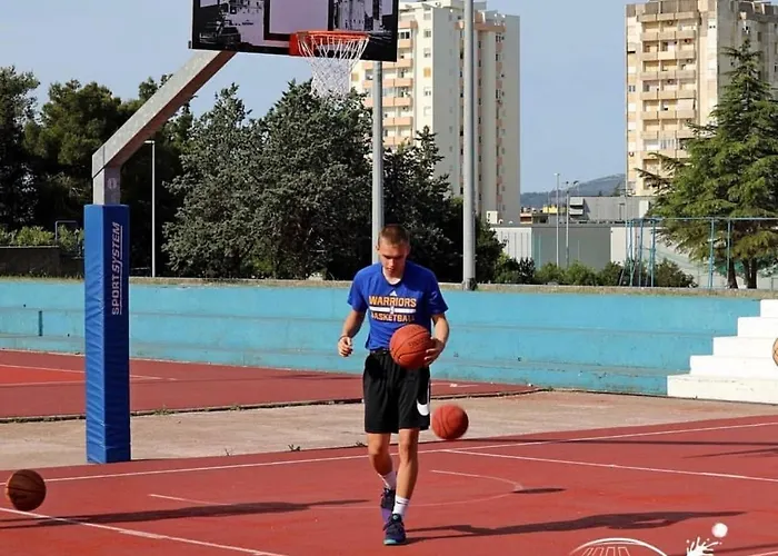 Rea *** Apartament *