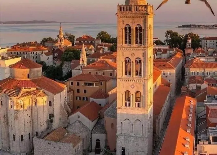 Rea *** Apartament *